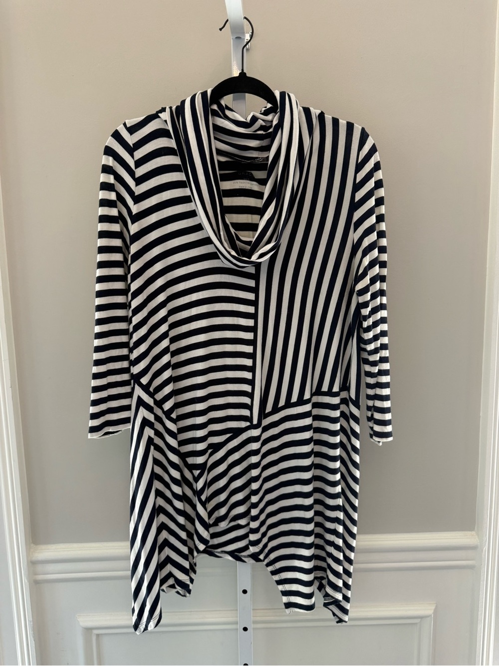 Grace Navy White Striped Cowl Neck Asymmetrical Tunic Top M
